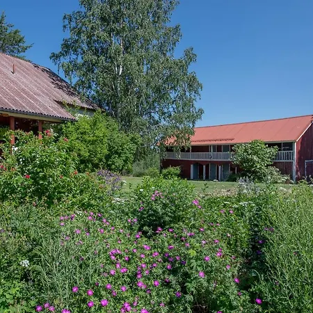 Metsaesydaen Huonemajoitus Lantställe *