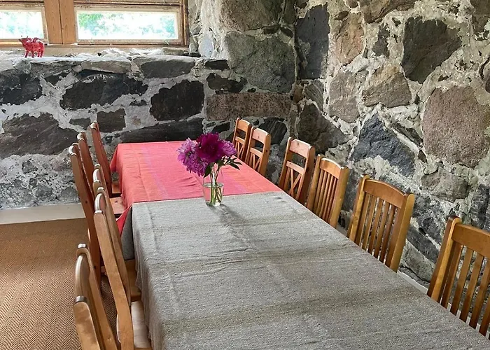 בית כפרי Metsaesydaen Huonemajoitus *