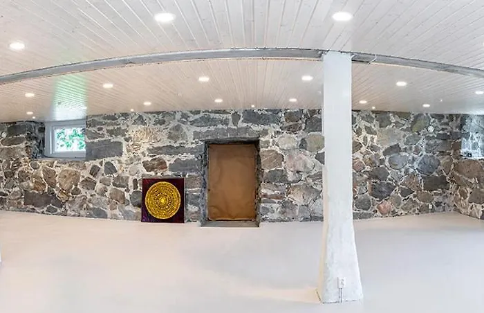 בית כפרי Metsaesydaen Huonemajoitus פומלה