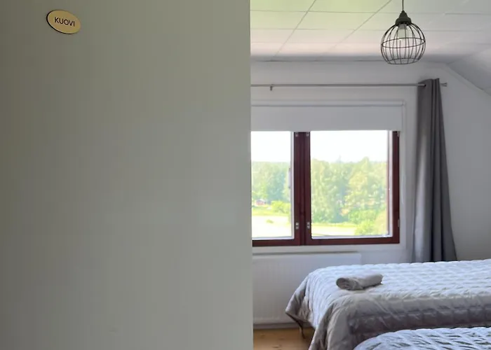 Metsaesydaen Huonemajoitus בית כפרי פומלה